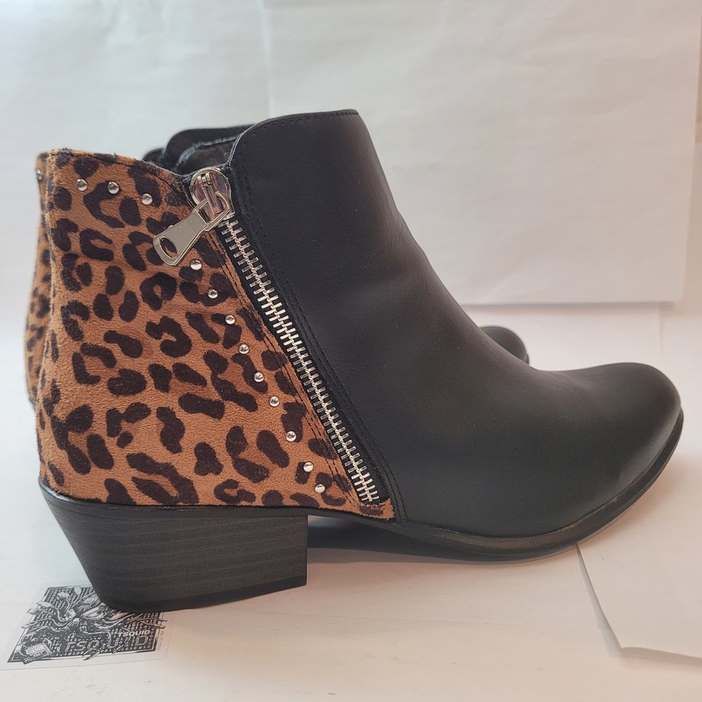 Esprit Topaz Booties Women 8.5M Black Leopard Print Studded Ankle Boots E19TOP01